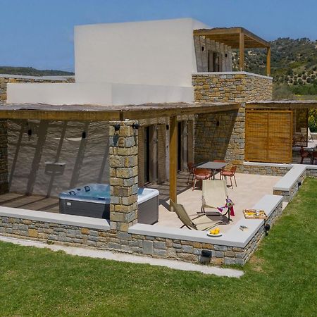 Quinta Essentia Suites Foiníki Eksteriør bilde